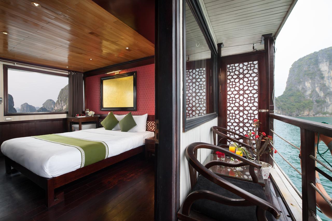 Garden Bay Premium Cruise Hotel Ha Long Exterior photo